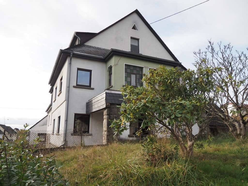 Immobilie in Marienrachdorf - Gelegenheit für die große Familie. Wohnhaus mit Potential! - Bild 1
