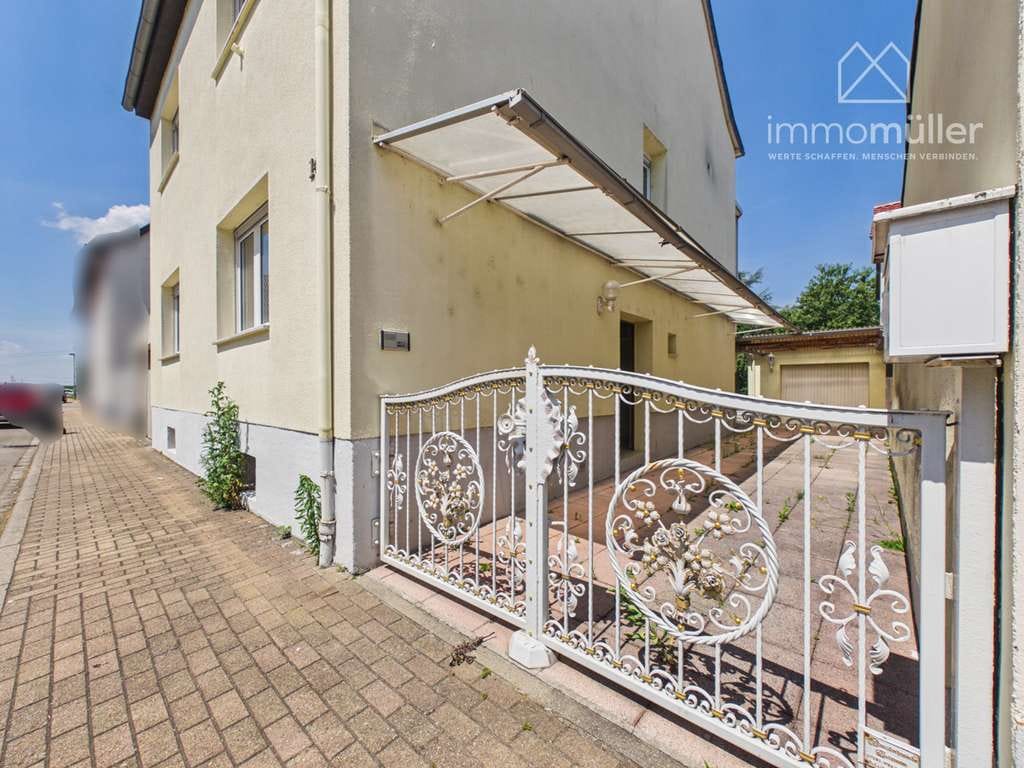 Immobilie in Heddesheim - Seltenheit: Wohnhaus mit 2 Einliegerwohnungen, Garten & Garage in Heddesheim - Bild 2
