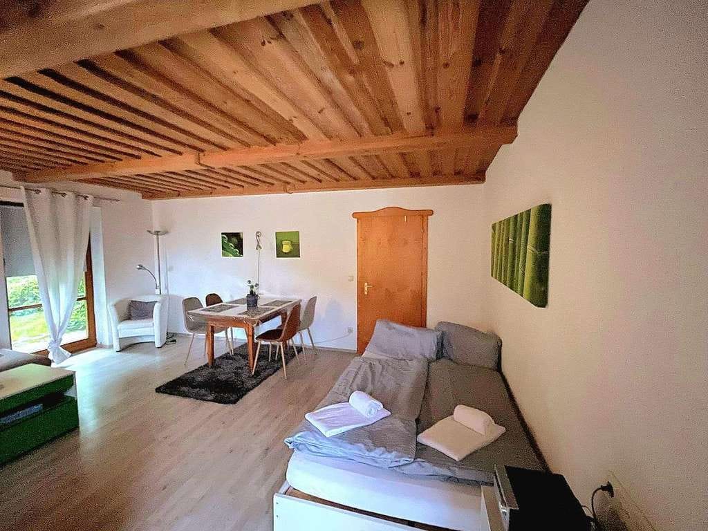 Immobilie in Hauzenberg - Ferienidylle pur – 2-Zimmer-Wohnung mit Hallen- & Freibad in traumhafter Anlage - Bild 4