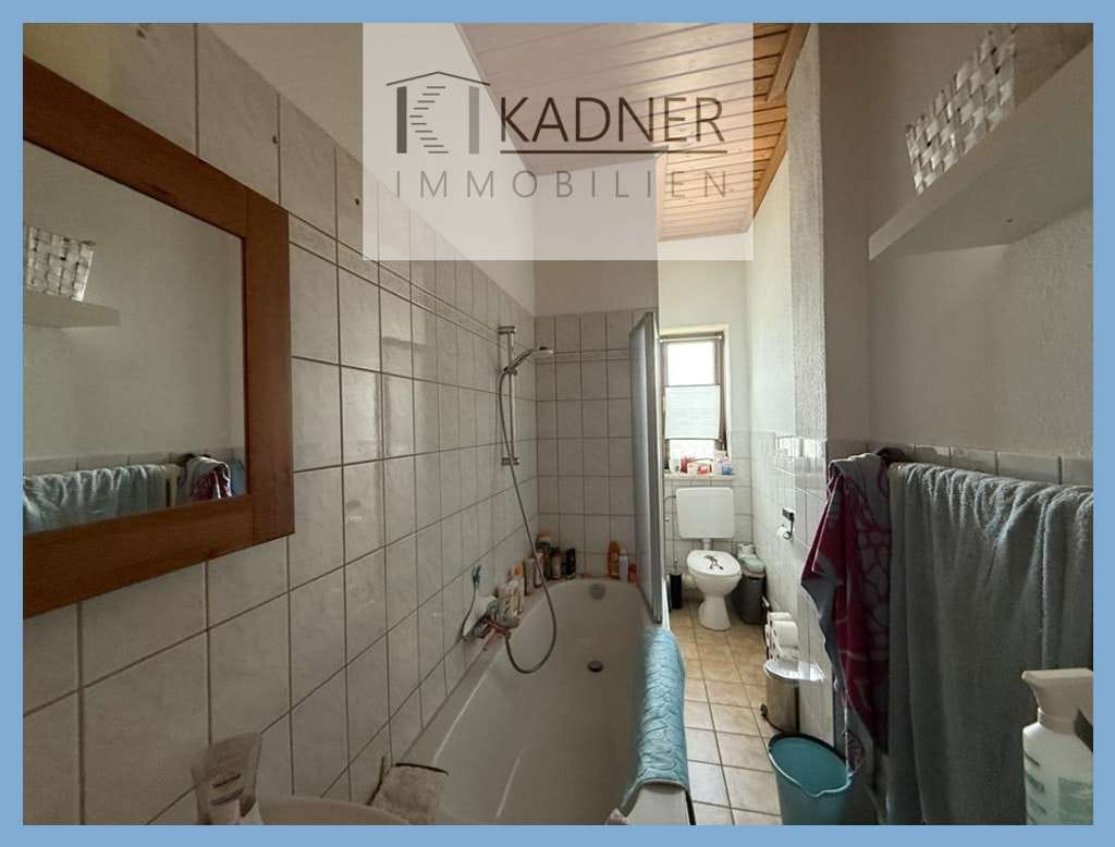 Immobilie in Oelsnitz/Vogtland - Anlageobjekt! Kleines Mehrfamilienhaus zentrumsnah in Oelsnitz - Bild 3