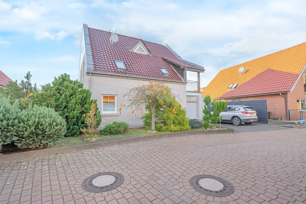 Immobilie in Quakenbrück - Ihr neues Zuhause in Quakenbrück: Einfamilienhaus mit Wintergarten - Bild 2
