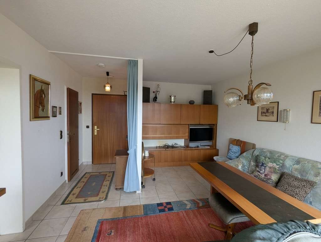 Immobilie in Friedrichshafen - Attraktive 2 Zimmer-Wohnung mit See- und Bergsicht in Friedrichshafen inkl. TG-Stellplatz - Bild 3
