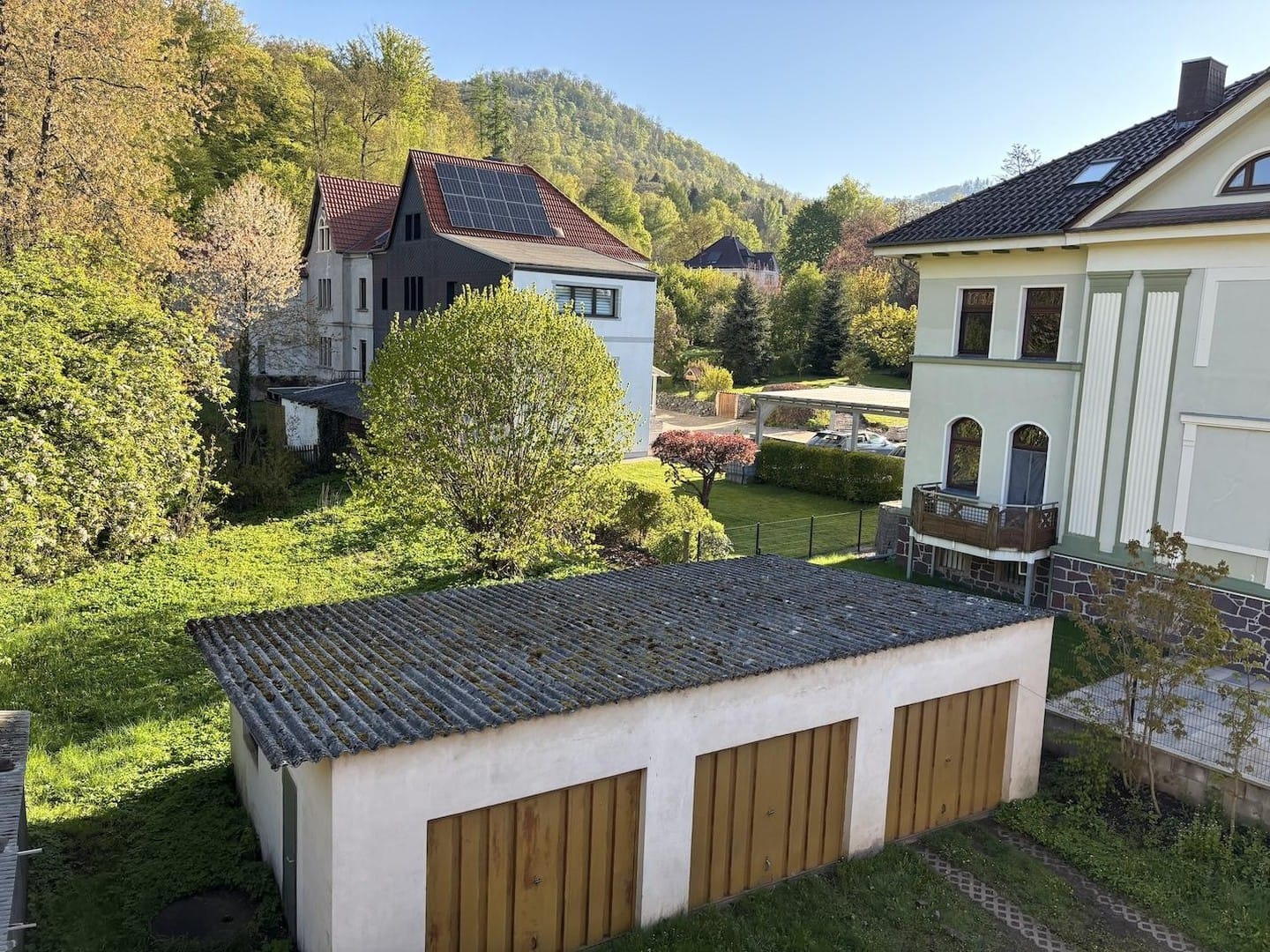 Immobilie in Harztor - Idyllische Villa/Mehrfamilienhaus in grünem Erholungsort (Harz) - mit Ausbau-/Investmentpotential - Bild 2