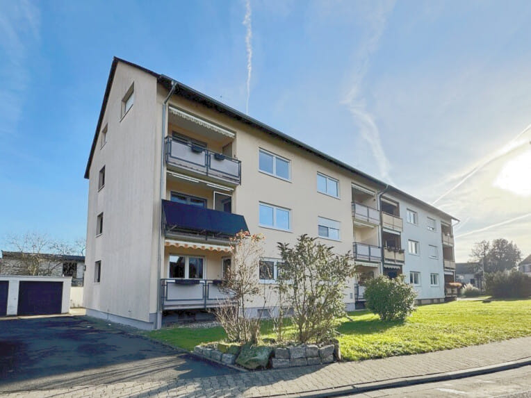 Immobilie in Freinsheim - Gut geschnittene 3-Zimmer-Wohnung in Stadtmauernähe – ideale Basis für individuelle Gestaltung - Bild 0
