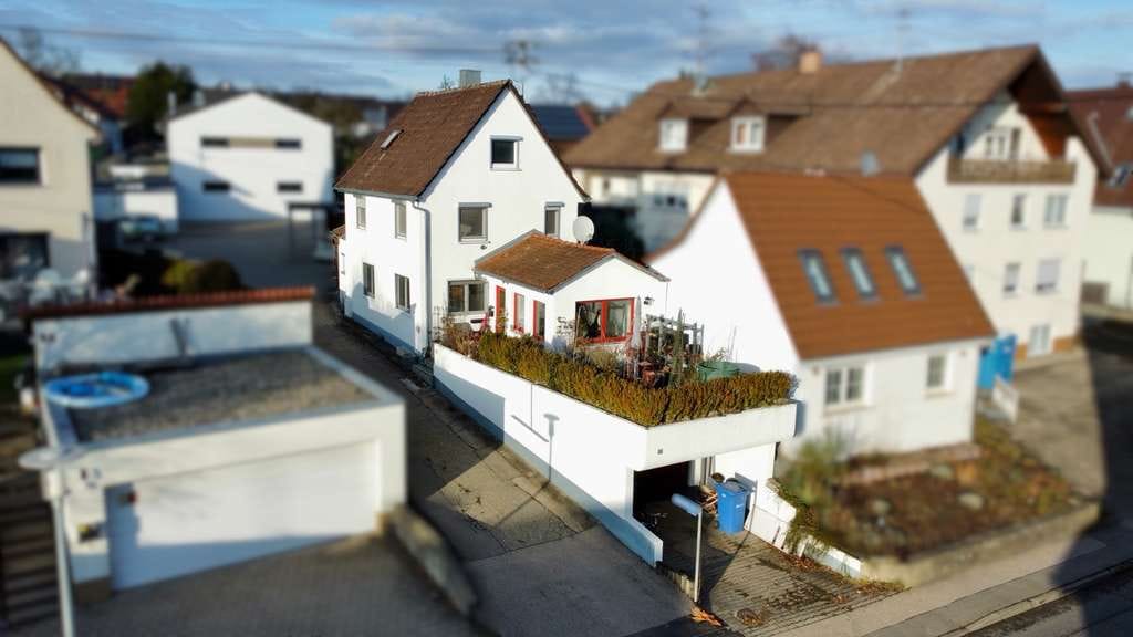 Immobilie in Mittelbiberach - Gemütliches Wohnhaus mit großer Garage in Mittelbiberach! - Bild 0