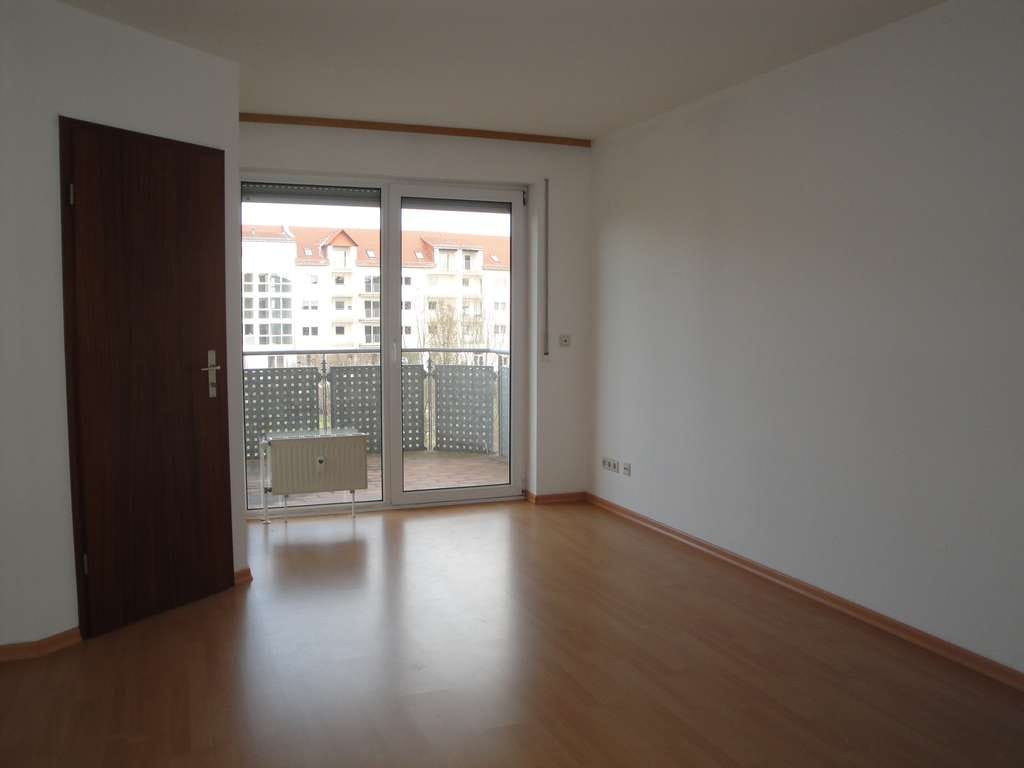Immobilie in Radeberg - gemütliche 2-Raumwohnung mit Balkon und Tiefgaragenstellplatz - Bild 3