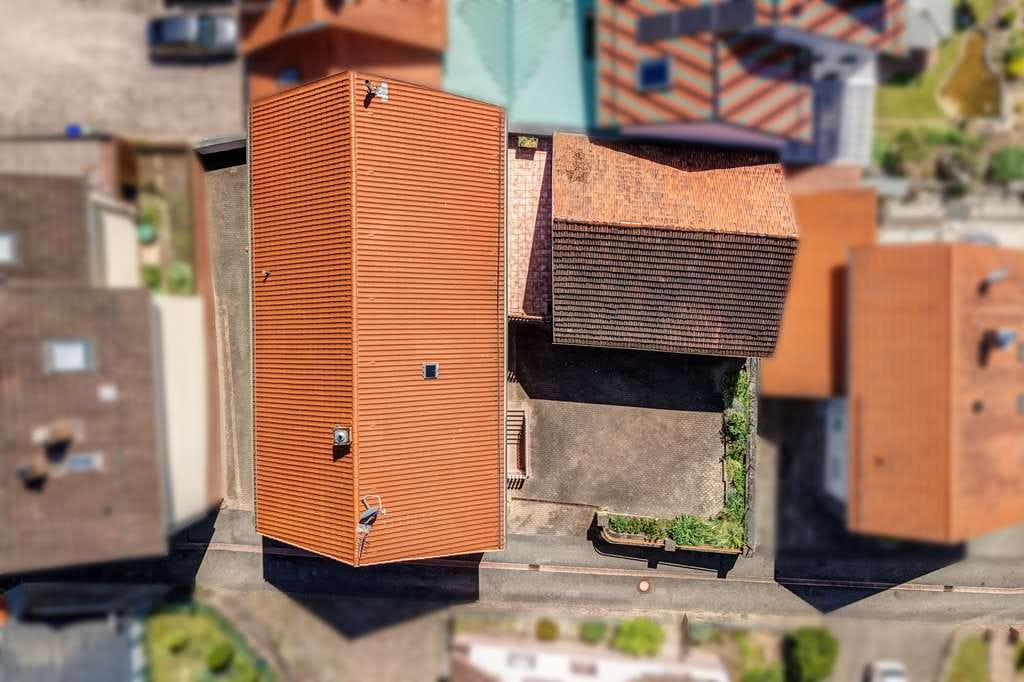 Immobilie in Malsch - Zukunftsstarkes Mehrfamilienhaus – aktuell 2 Wohneinheiten, Potenzial für bis zu 8 Einheiten - Bild 2
