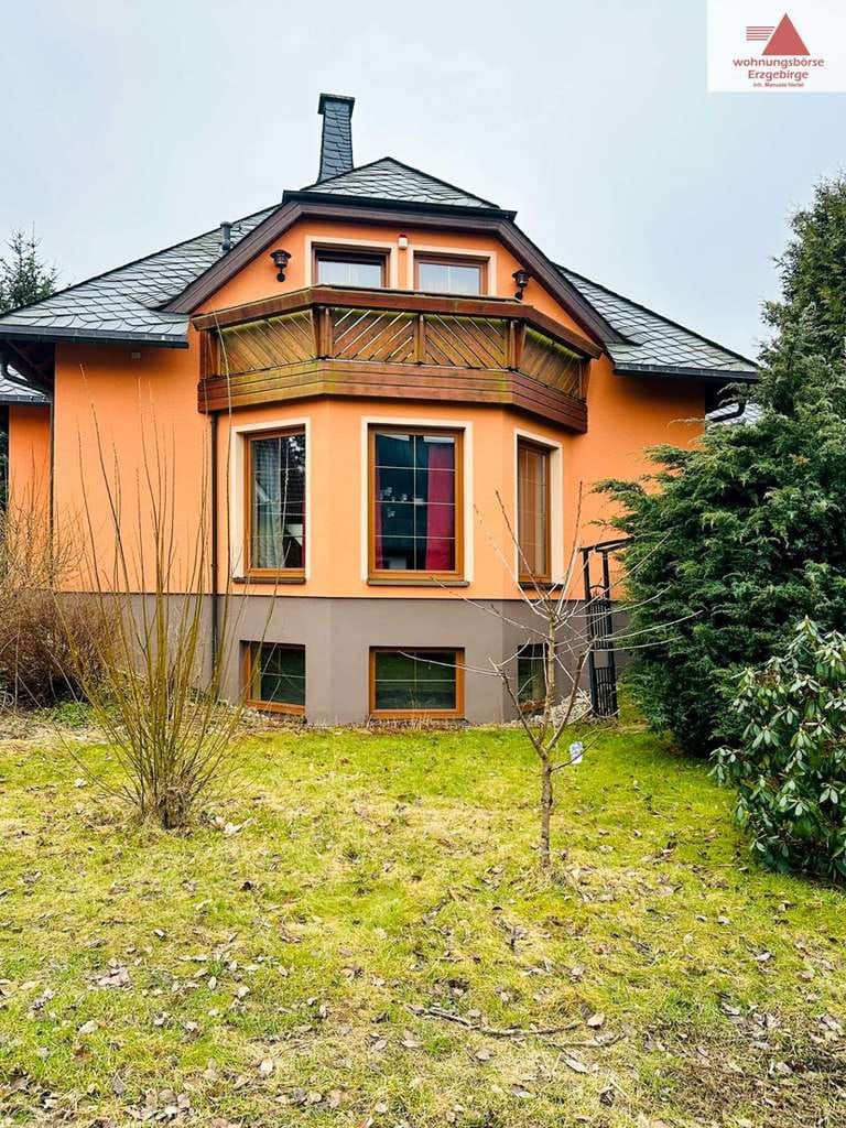 Immobilie in Sehmatal - Hochwertige Architektenvilla am Waldrand: Einfamilienhaus in Sehmatal-Neudorf, nahe Oberwiesenthal - Bild 3