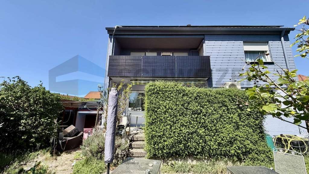 Immobilie in Winterbach - Attraktives freistehendes Wohnhaus mit Garten, Balkon und viel Platz in Winterbach! - Bild 1