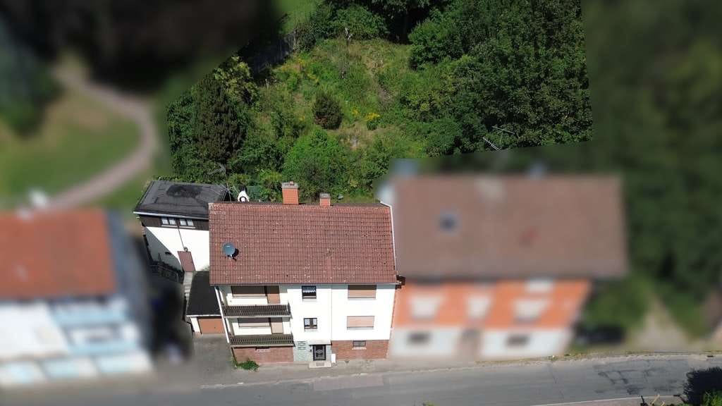 Immobilie in Jossgrund - Zweifamilienhaus mit ca.173 m² Wohnfläche auf einem ca. 874 m² Grundstück im Jossgrund - Bild 2