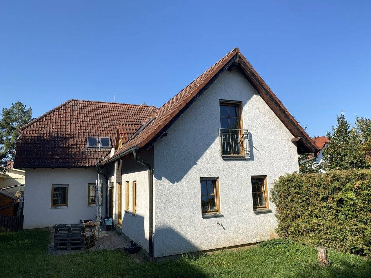 Immobilie in Amt Wachsenburg - ***freistehendes Zweifamilienhaus mit Einliegerwohnung zwischen Erfurt und Arnstadt*** - Bild 1