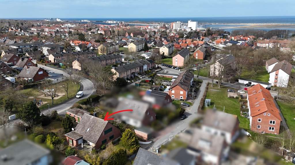 Immobilie in Heiligenhafen - Vielseitiges Einfamilienhaus mit Einliegerwohnung - Bild 2