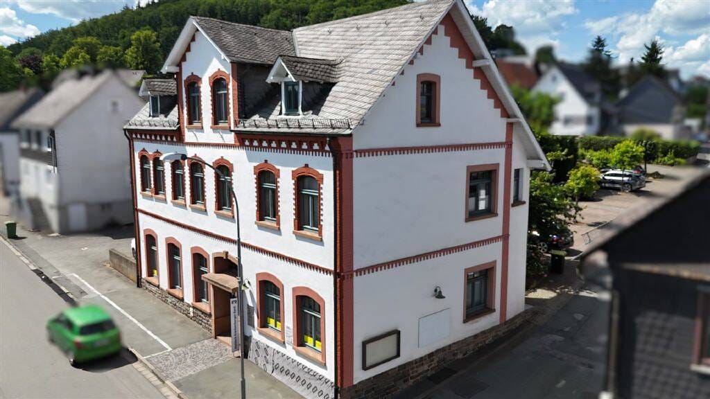 Immobilie in Battenberg - attraktives Wohn- u. Geschäftshaus in Battenberg (Eder) - Bild 2