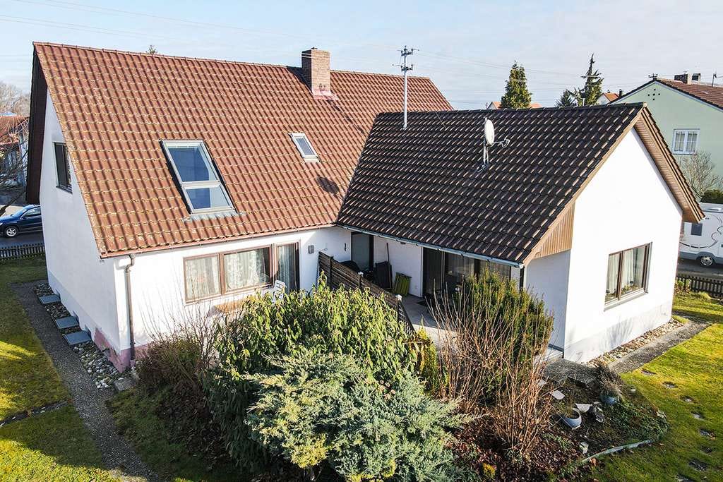 Immobilie in Altheim (Alb) - Attraktives Mehrfamilienhaus als ... sichere Kapitalanlage oder Eigenbezug mit Mieteinnahmen - Bild 0