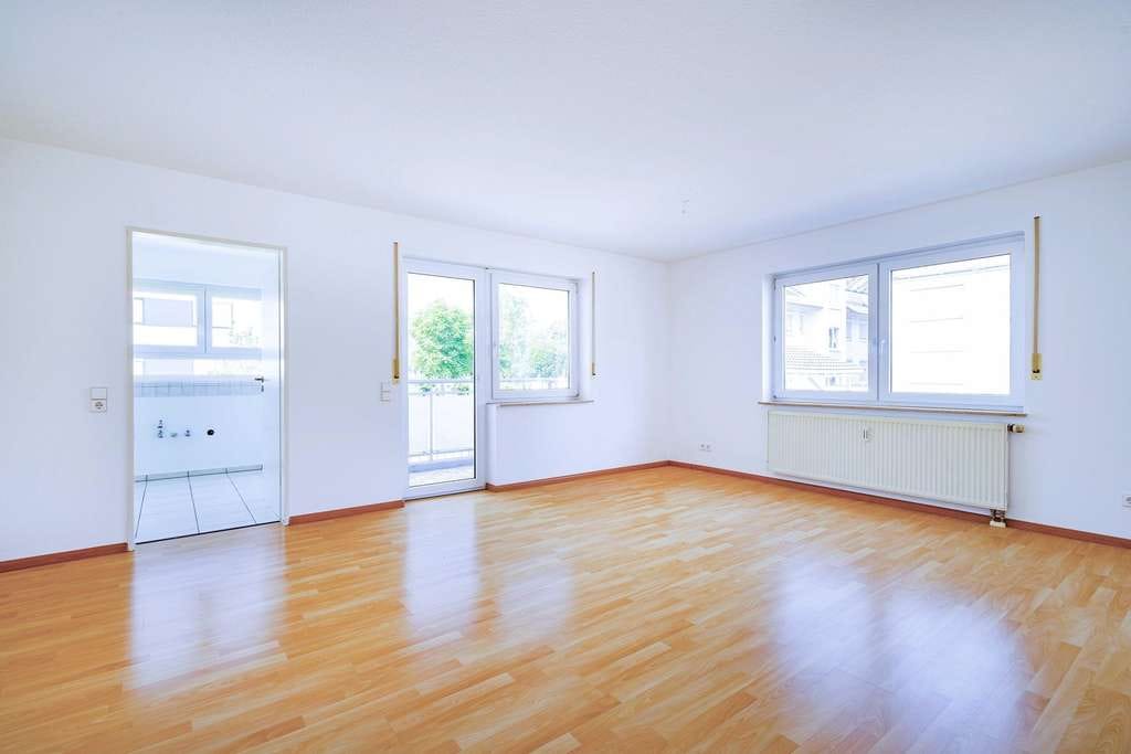 Immobilie in March - Helle 2 Zimmer Wohnung - 10 PKW Minuten von Freiburg - Bild 0