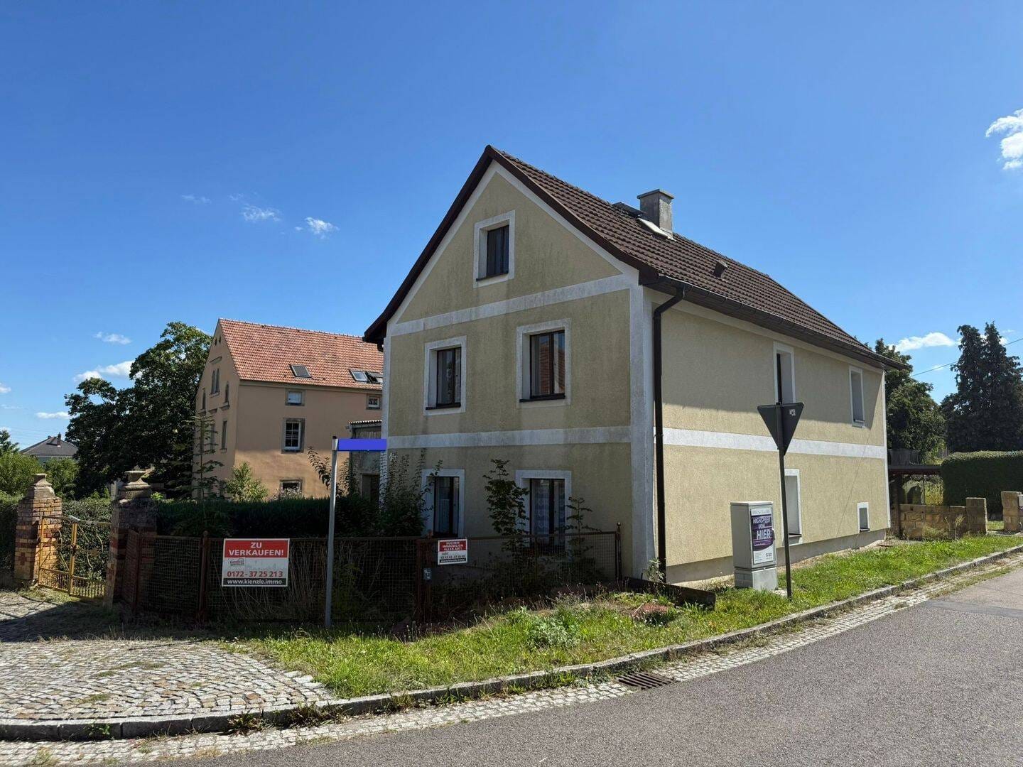 Immobilie in Priestewitz - Einfamilienhaus mit Doppelgarage und Terrasse in Gävernitz - Sanierungsobjekt mit Potenzial - Bild 1