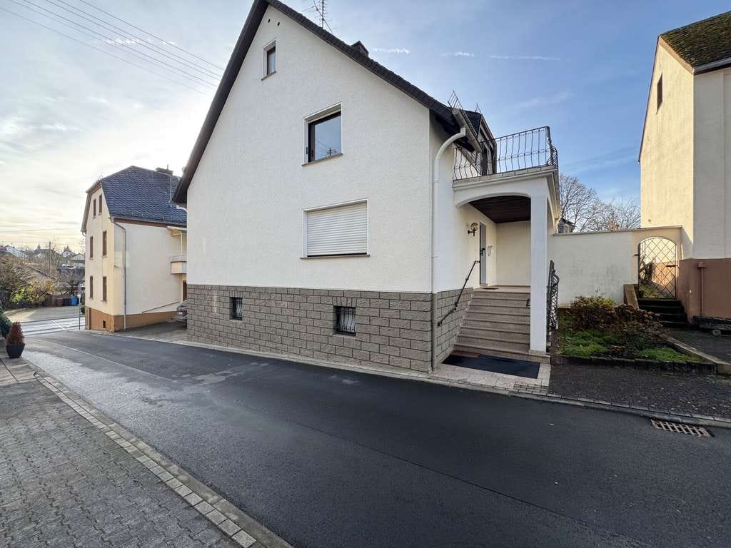 Immobilie in Dornburg - Gepflegtes Einfamilienhaus mit Balkon in guter Lage von Dornburg - ideal für Familien! - Bild 4