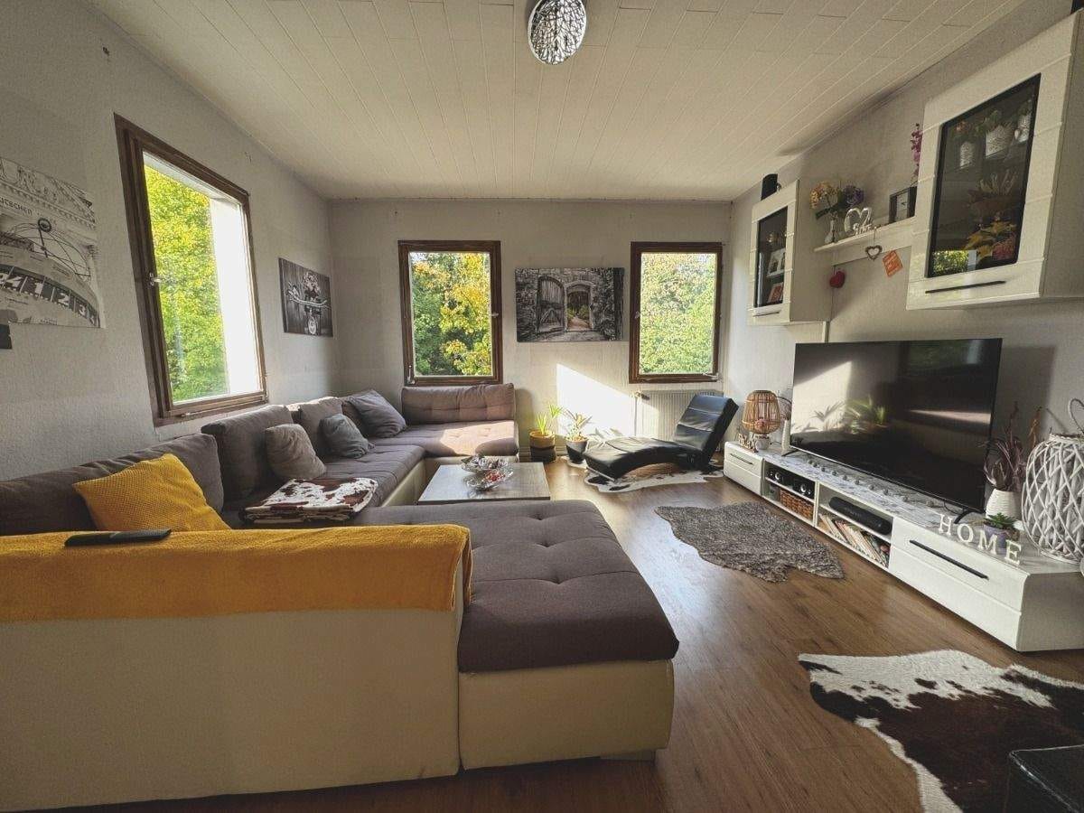 Immobilie in Velbert - Investoren aufgepasst! Gr. Wohnungspaket 5xWE in Velbert-Langenberg, Anliegerwohnung und Garage. TOP - Bild 1