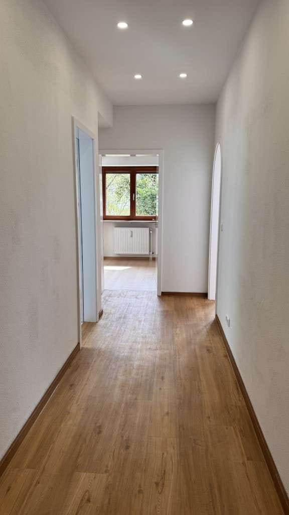 Immobilie in Feldkirchen - Einziehen und wohlfühlen! 2-Zimmer-Dachwohnung in kleinem MFH - Bild 3