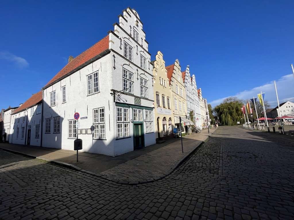 Immobilie in Friedrichstadt - Werden Sie Teil der Skyline vom Holländerstädtchen Friedrichstadt: Das "EDAMERHAUS" - Bild 2
