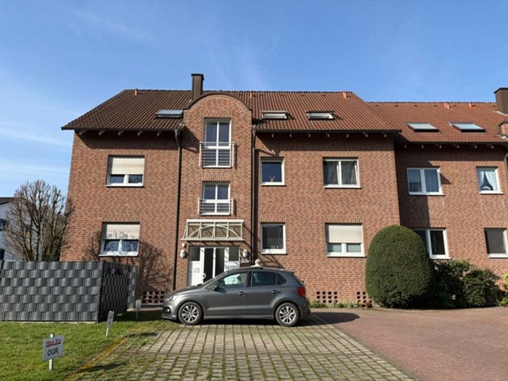 Immobilie in Werl - Kapitalanleger aufgepasst!
Langfristig vermietete Dachgeschosswohnung in Werl - Bild 1