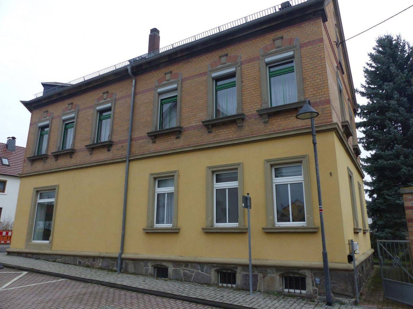Immobilie in Liebschützberg - Historisches Wohn- und Geschäftshaus mit vielseitigem Potenzial in 04758 Liebschützberg OT Borna - Bild 0