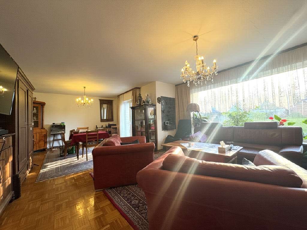 Immobilie in Stadecken-Elsheim - Großzügiges Einfamilienhaus mit Terrasse und Garten in Feldrandlage - Bild 4