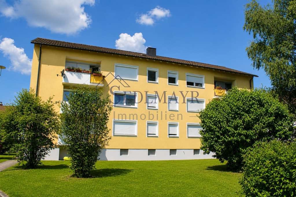 Immobilie in Peißenberg - VERKAUF: 3-Zimmer-Wohnung mit Balkon, Garage und großem Gemeinschaftsgarten in ruhiger Lage! - Bild 3
