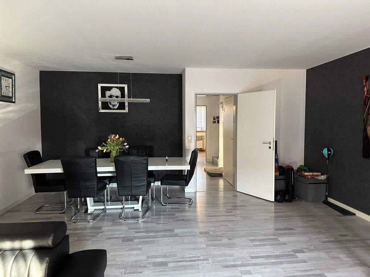 Immobilie in Bad Lippspringe - Moderne DHH · sehr gepflegt · werthaltig · zurzeit vermietet · ruhige Lage am Thunebach! - Bild 3