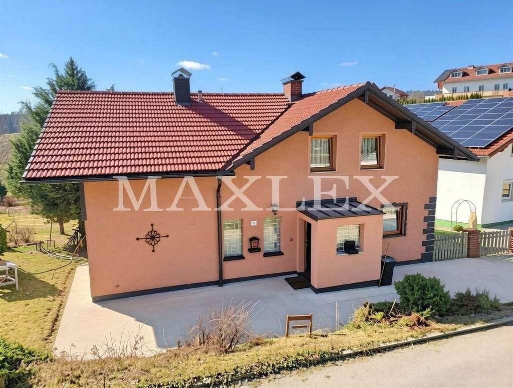 Immobilie in Hohenau - Einfamilienhaus mit viel Potenzial - Bild 0