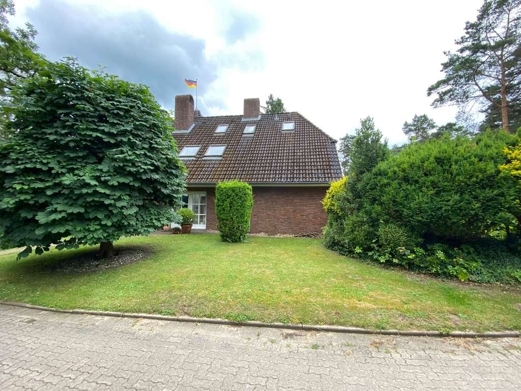 Immobilie in Buchholz in der Nordheide - Schnäppchen aus Insolvenz – Villa zum Sonderpreis - Bild 2