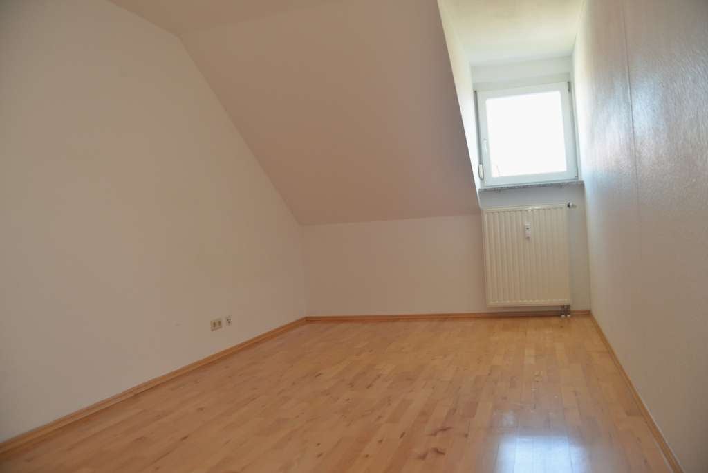 Immobilie in Pfedelbach - Maisonette Wohnung mit überdachtem PKW-Stellplatz - Bild 3