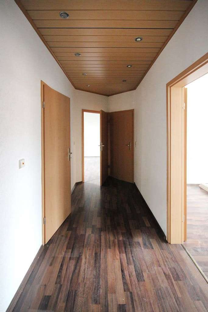 Immobilie in Calbe (Saale) - Modernisiertes Mehrfamilienhaus mit vier Einheiten in Calbe (Saale) - Bild 4