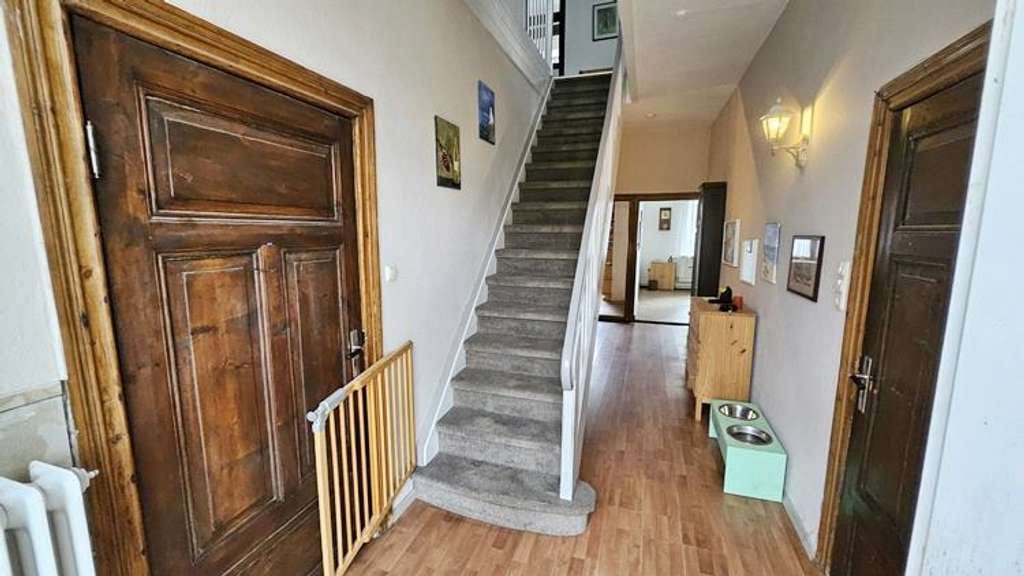 Immobilie in Bremervörde - immo-schramm.de: Sehr gepfl. ehem. Bauernhaus mit Nebengebäude/2. Wohnung - Bild 4