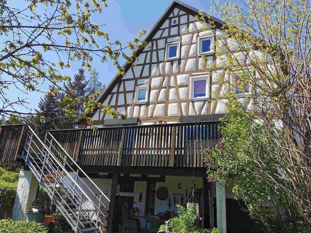 Immobilie in Sulzbach an der Murr - Gepflegte Doppelhaushälfte mit ca. 300 m² Wohn-/Nutzfläche und Grundstück mit über 2000m² - Bild 2