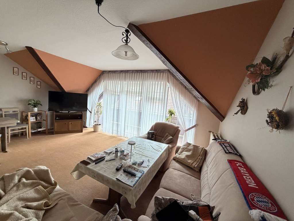 Immobilie in Petersberg - Attraktive Kapitalanlage: 3-Zimmer-Wohnung mit Balkon und Garage in Petersberg - Bild 0