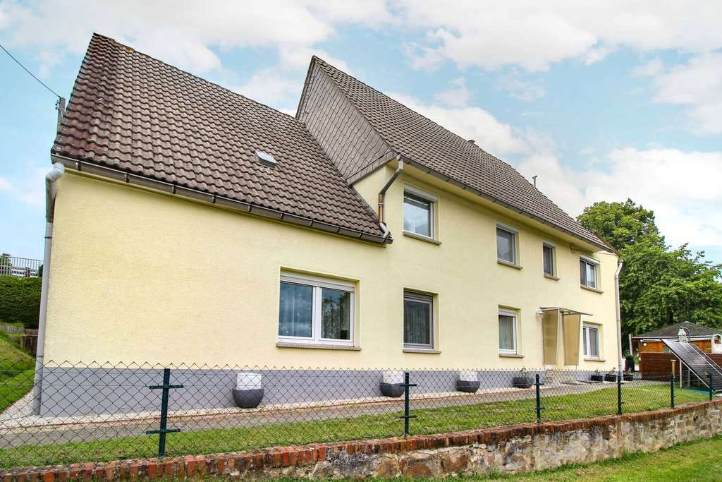 Immobilie in Wechselburg - 1 Haus + 2 Wohnungen + ruhige Lage + gepflegter Zustand - Bild 0