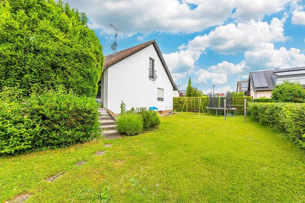 Immobilie in Puschendorf - HEGERICH: Gepflegtes Einfamilienhaus in idyllischer und begeherter Lage - Puschendorf - Bild 0