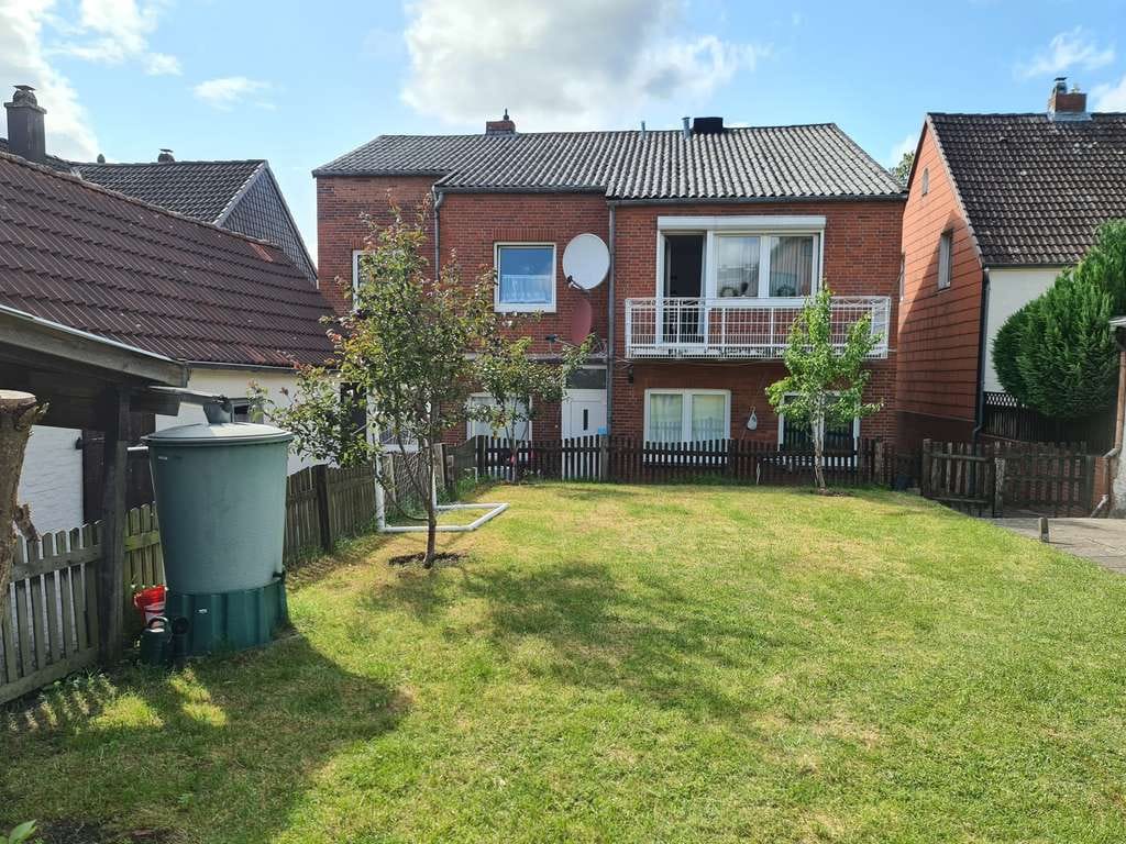 Immobilie in Itzehoe - Gepflegtes 2-Familienhaus mit großem Garten im Zentrum vom 25524 Itzehoe - Bild 2