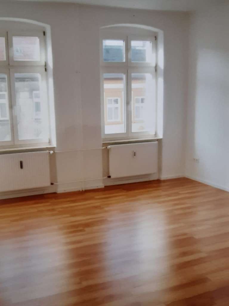 Immobilie in Brandenburg an der Havel - Schöne, große vermietete Eigentumswohnung für Anleger im 1. OG - Bild 2
