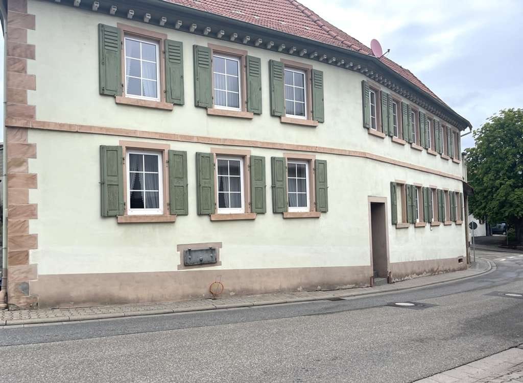 Immobilie in Mölsheim - Historie inklusive: Ehem. Winzerhof als 2FH - Nebengebäude - idyllischer Hof - Garten - Mölsheim! - Bild 1