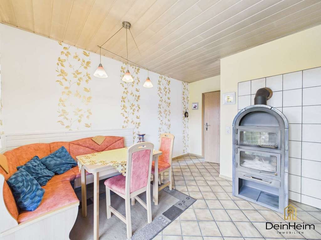 Immobilie in Rees - Stilvolle Doppelhaushälfte in ruhiger Lage von Rees – ca. 106 m² Wohnfläche mit Garage - Bild 2