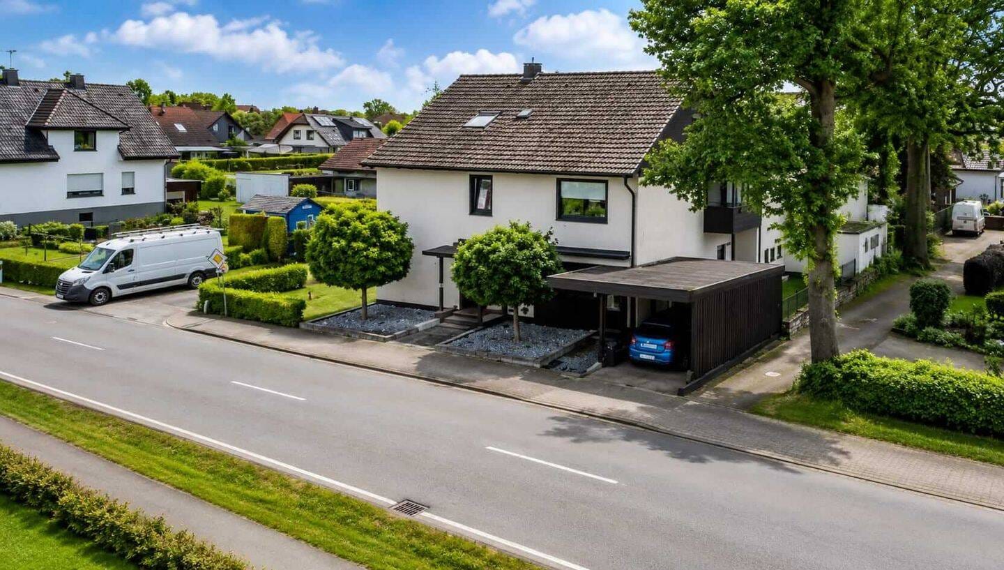 Immobilie in Spenge - ***Modernisiertes Mehrgenerationenhaus mit Baugrundstück und positivem Bauvorbescheid*** - Bild 0