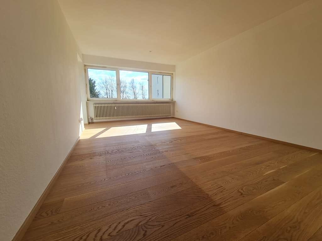 Immobilie in Neuhaus am Inn - Traumhafte 2-Zi-EG-Wohnung - perfekter Schnitt, sonnig, hell und komplett renoviert - top Chance ! - Bild 1