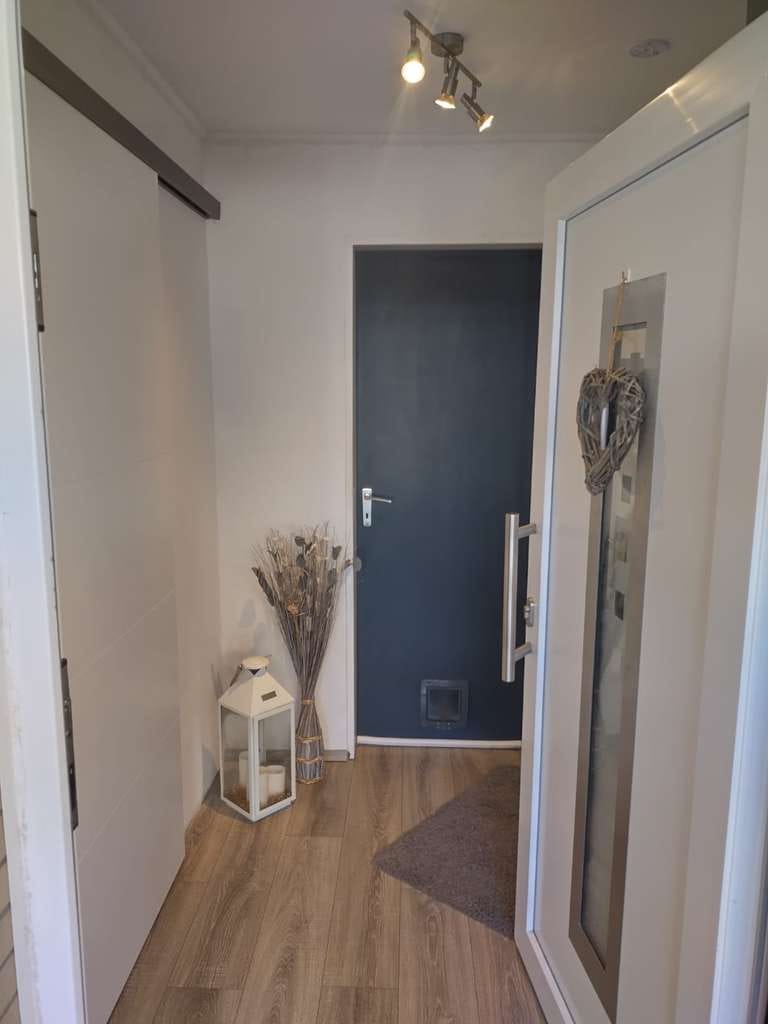 Immobilie in Elze - Charmantes Einfamilienhaus in ruhiger Lage von Elze zur Eigennutzung oder Vermietung - Bild 2