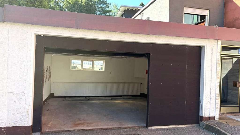 Immobilie in Immenstadt im Allgäu - Großzügiges Eigenheim angebaut an ein Wohn- und Geschäftshaus - Bild 4