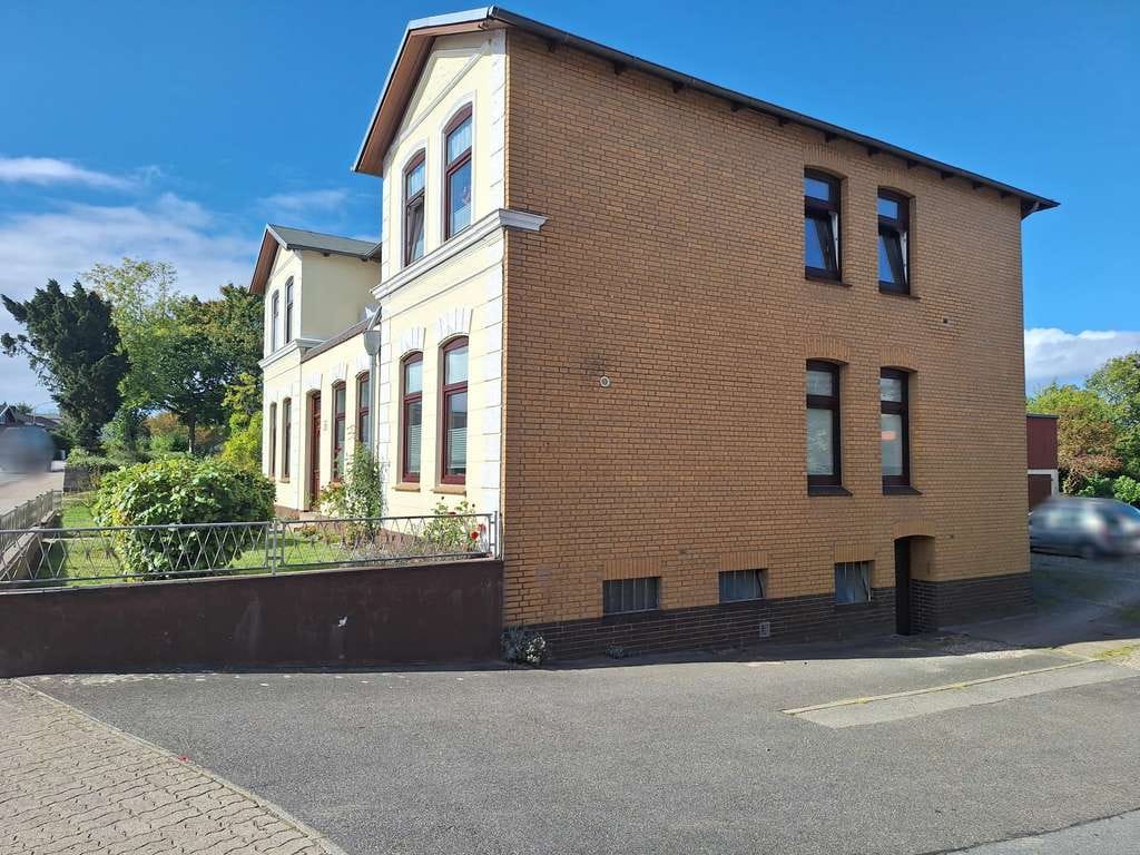 Immobilie in Süderbrarup - Gepflegtes Mehrfamilienhaus in zentraler Lage von Süderbrarup - Bild 2