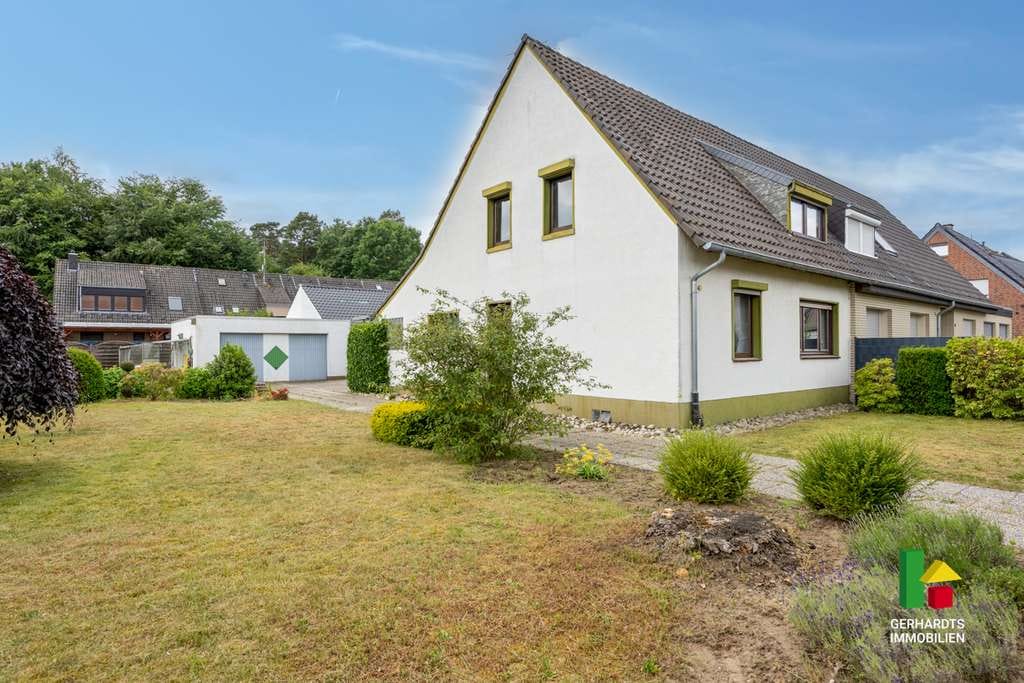 Immobilie in Nettetal - Kompakte Doppelhaushälfte für Ihre Familie mit Potenzial und großem Grundstück. Jetzt ansehen! - Bild 2