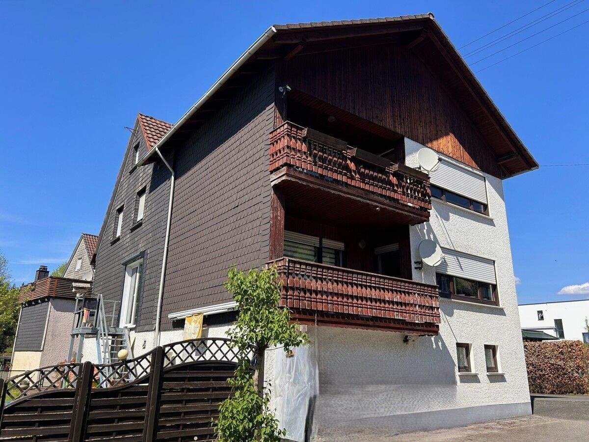 Immobilie in Niederfischbach - Zwei-Fam.-Haus in Niederfischbach Ideal auch als Renditeobjekt - Bild 3