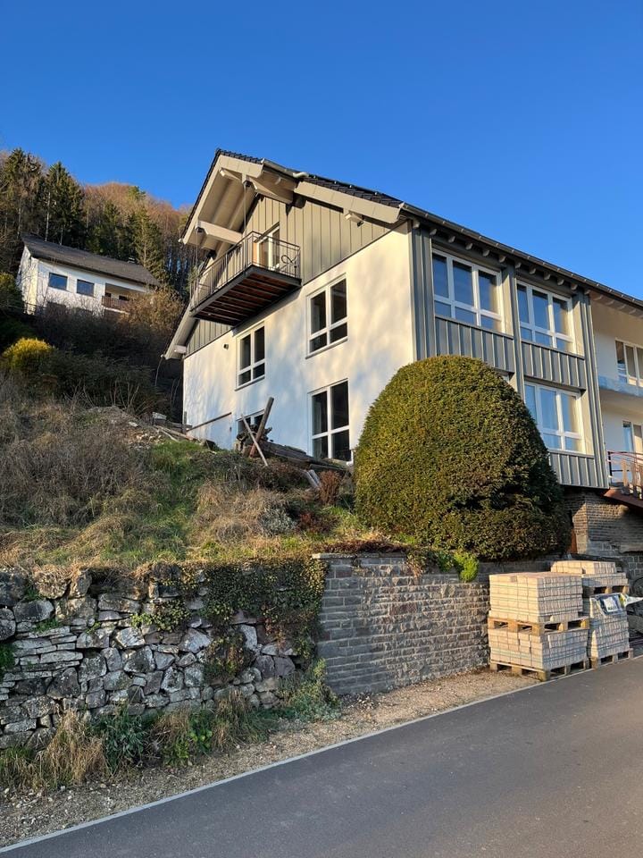 Immobilie in Schönecken - Wohnen mit Aussicht und Perspektive - Landwohnsitz für Kölner - Bild 0